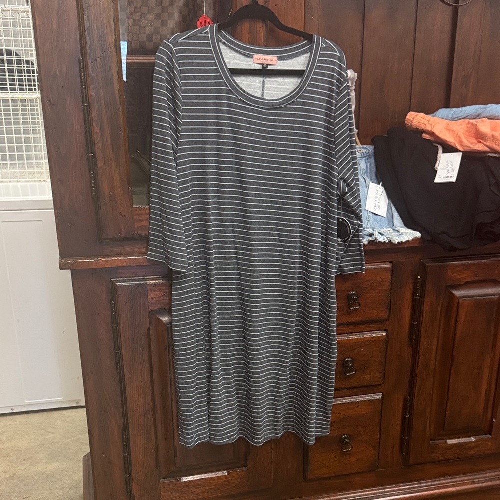 Striped Midi Dress in Gray & White — Casual Women’s Scoop-Neck